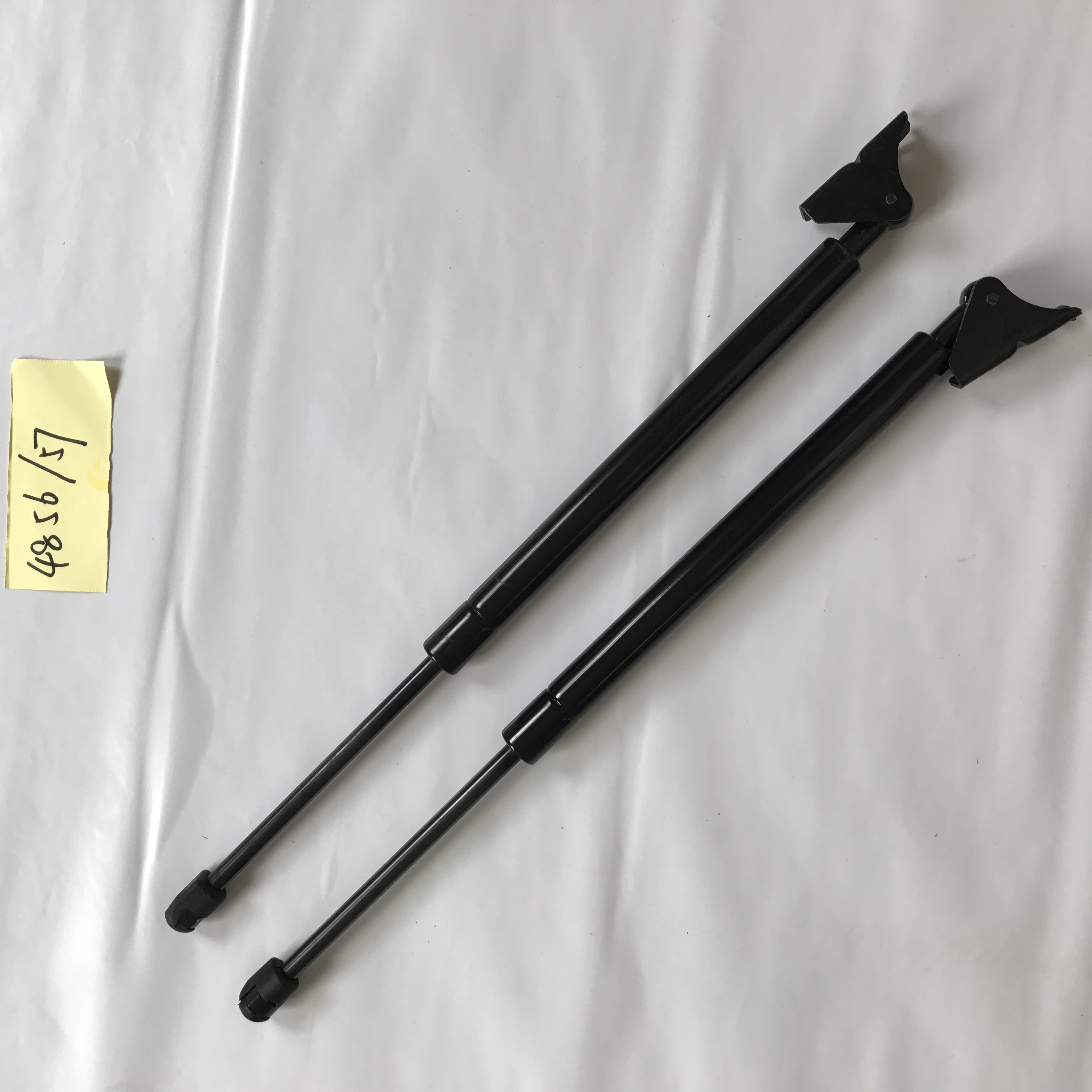 Left Springlift Gas Springs , 93 98 Jeep Grand Cherokee Liftgate Struts